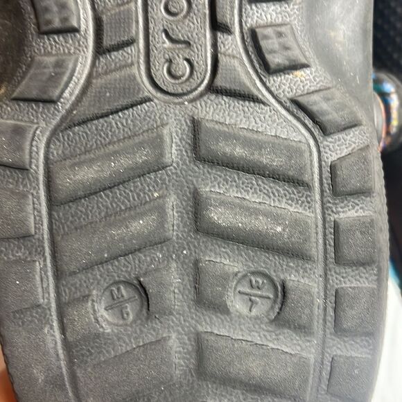 Crocs Tie Dye lined Crocs Men’s 7 Women’s 8 Black - Picture 5 of 8